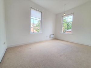 Lounge- click for photo gallery